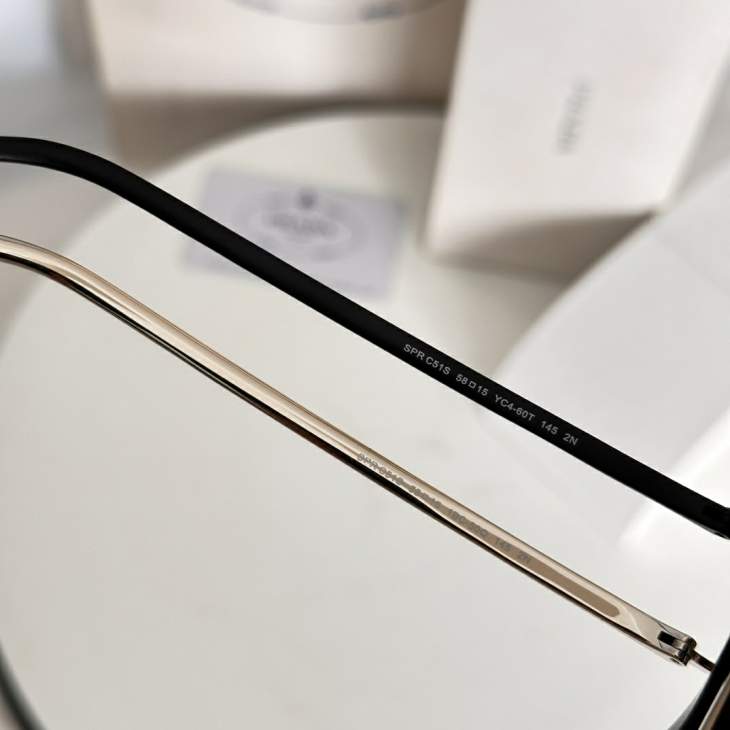 Picture of Prada Sunglasses _SKUfw75842727fw